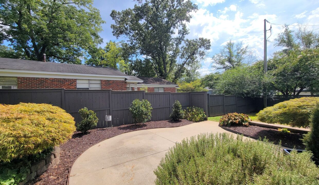 210-Pinckney-St-Greenville-SC-29601-20