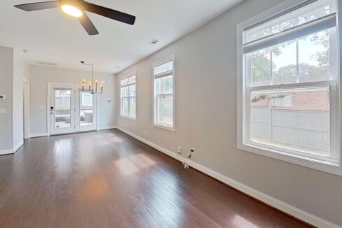 210-Pinckney-St-Greenville-SC-29601-21