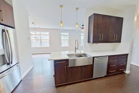 210-Pinckney-St-Greenville-SC-29601-34