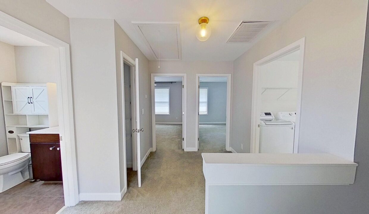 210-Pinckney-St-Greenville-SC-29601-39