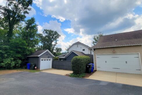 210-Pinckney-St-Greenville-SC-29601-4