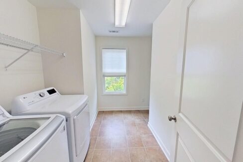 210-Pinckney-St-Greenville-SC-29601-41