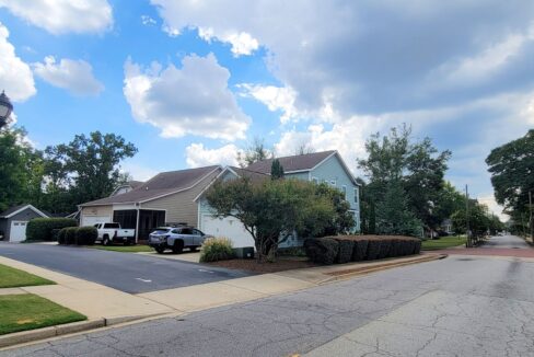 210-Pinckney-St-Greenville-SC-29601-45