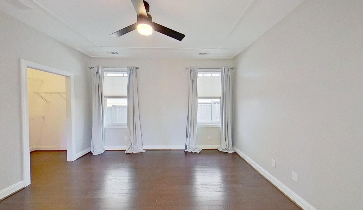 210-Pinckney-St-Greenville-SC-29601-6