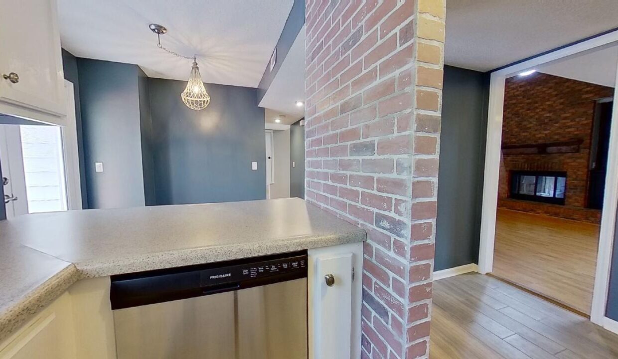 2305-Brandt-Village-Greensboro-NC-27455-10