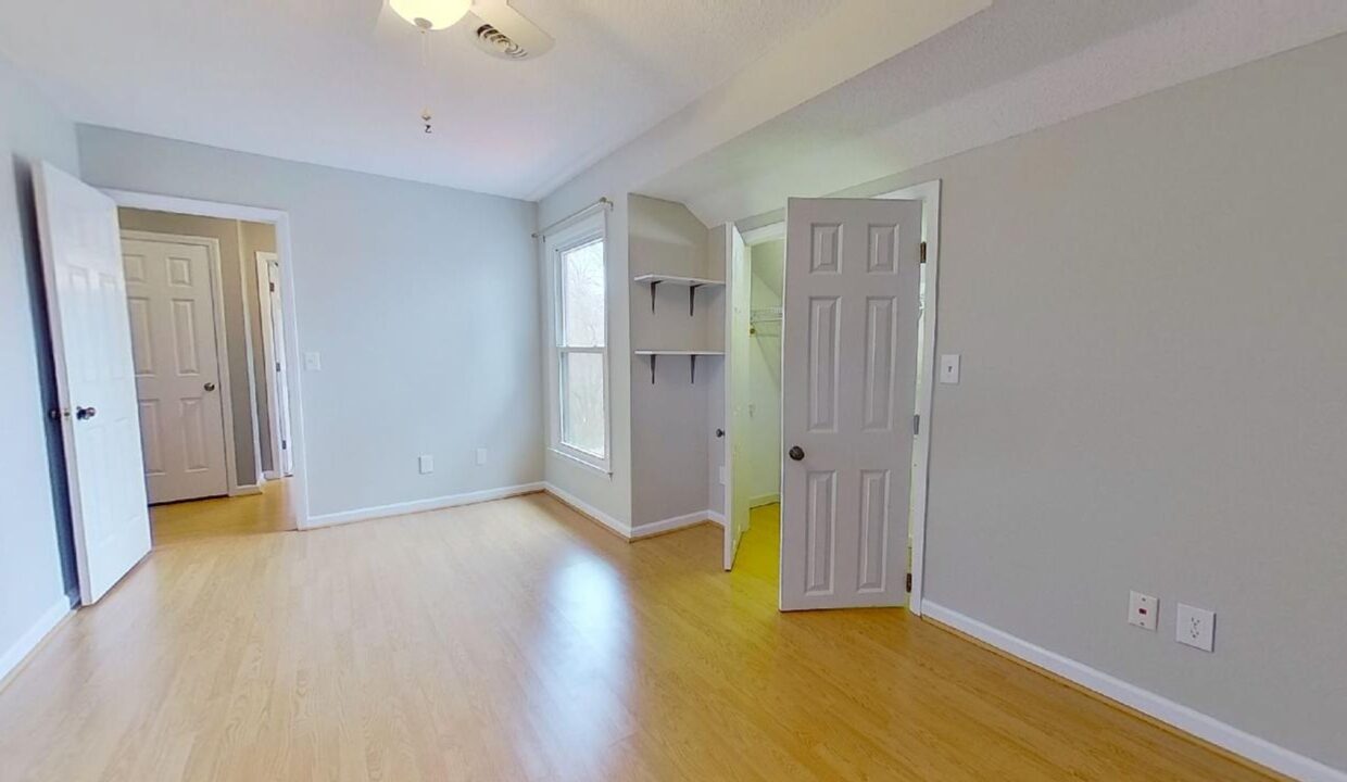 2305-Brandt-Village-Greensboro-NC-27455-21