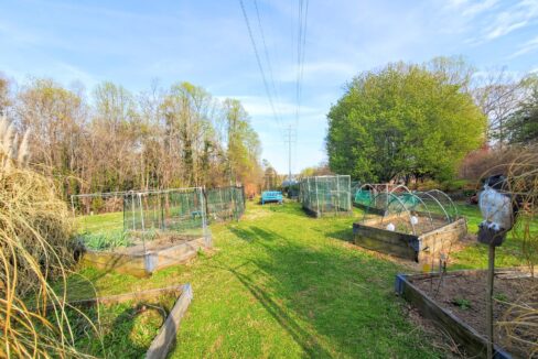 2305-Brandt-Village-Greensboro-NC-27455-23