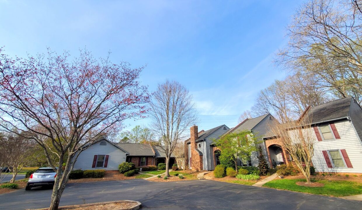 2305-Brandt-Village-Greensboro-NC-27455-28