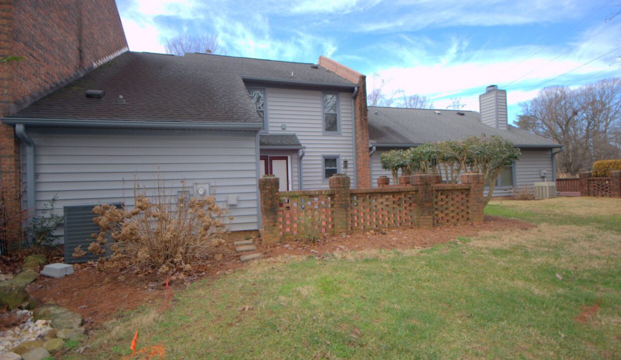 2305-Brandt-Village-Greensboro-NC-27455-3