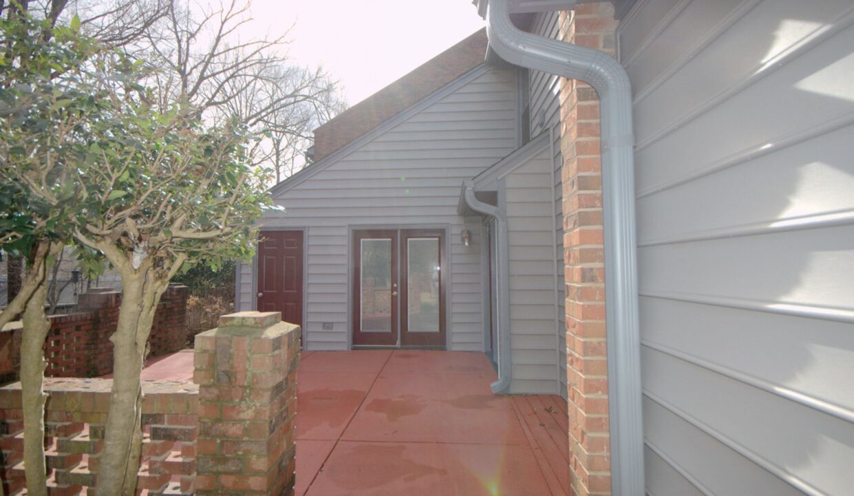 2305-Brandt-Village-Greensboro-NC-27455-38