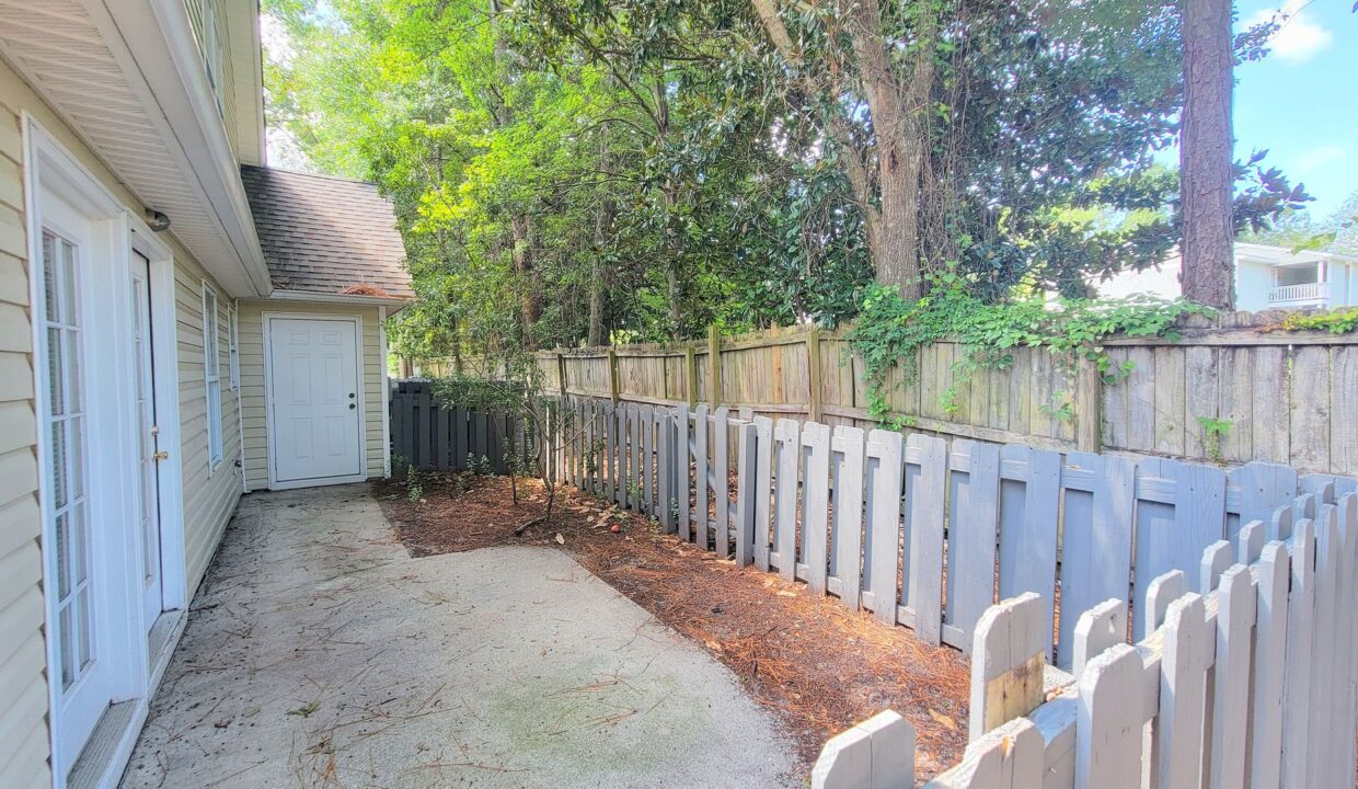 307-Saint-Rosea-Rd-Wilmington-NC-28405-24