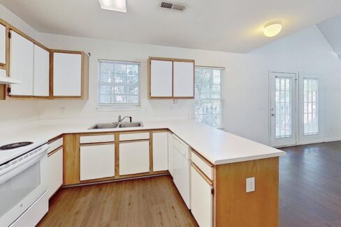 307-Saint-Rosea-Rd-Wilmington-NC-28405-28