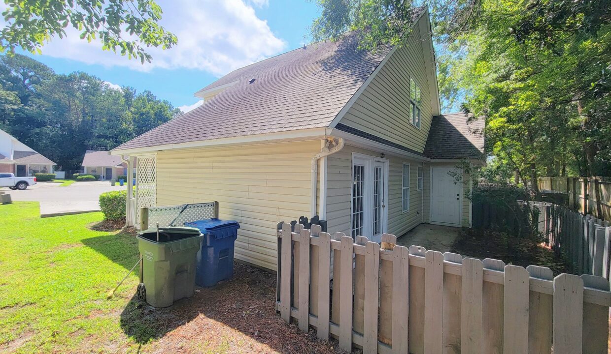 307-Saint-Rosea-Rd-Wilmington-NC-28405-7