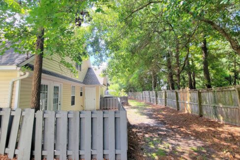 319-Saint-Rosea-Dr-Wilmington-NC-28405-17