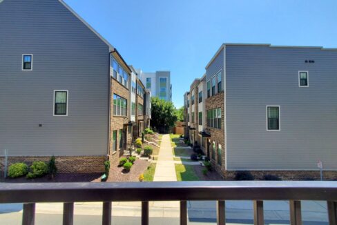 3645-S-Tryon-St-Charlotte-NC-28217-20
