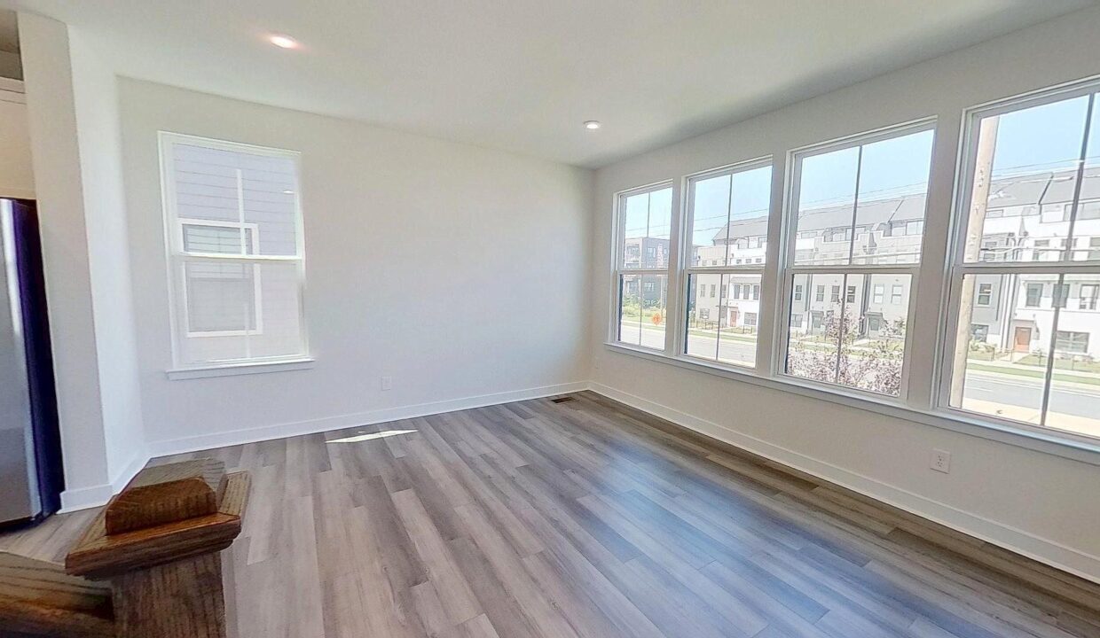 3645-S-Tryon-St-Charlotte-NC-28217-23