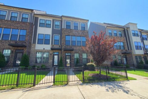 3645-S-Tryon-St-Charlotte-NC-28217-26