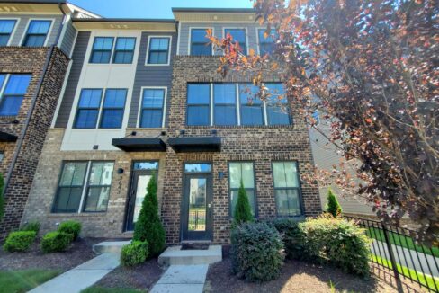 3645-S-Tryon-St-Charlotte-NC-28217-32