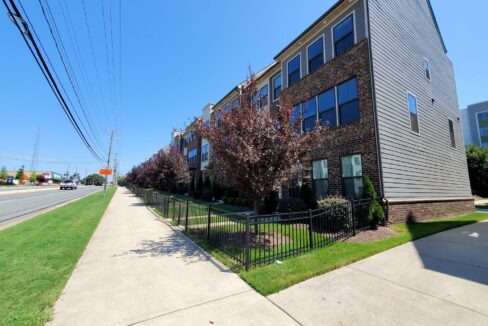 3645-S-Tryon-St-Charlotte-NC-28217-33