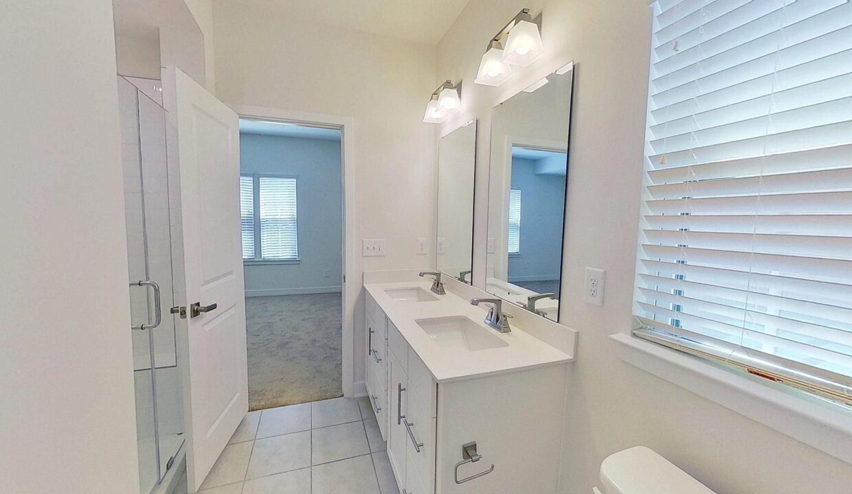 3645-S-Tryon-St-Charlotte-NC-28217-43