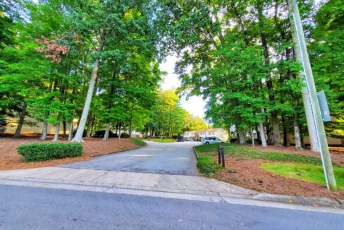 4233-Baylor-St-Greensboro-NC-27455-18