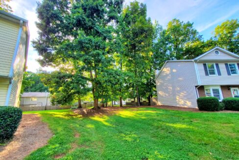 4233-Baylor-St-Greensboro-NC-27455-20