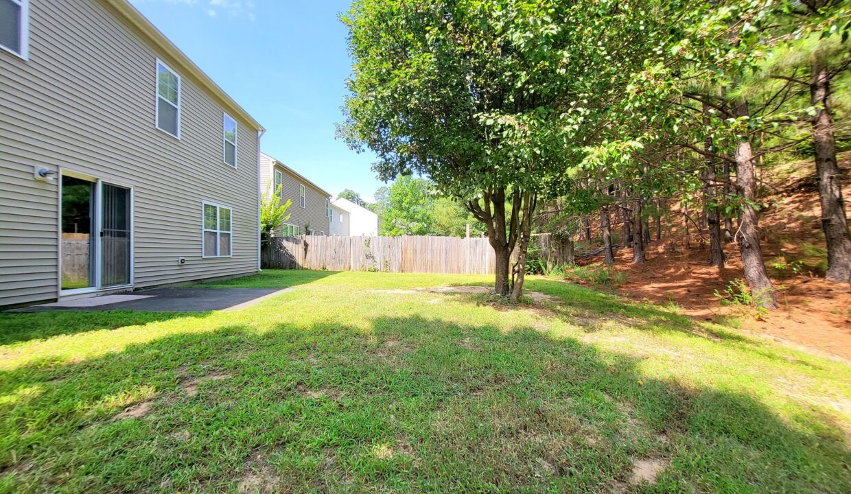 4435-Stonewall-Dr-Raleigh-NC-27604-25
