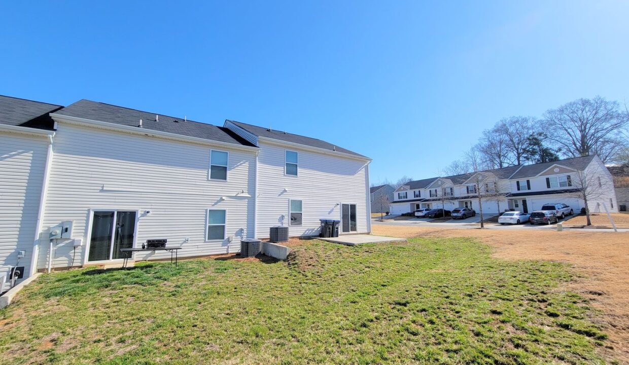 5003-Zulli-Ln-Charlotte-NC-28214-18