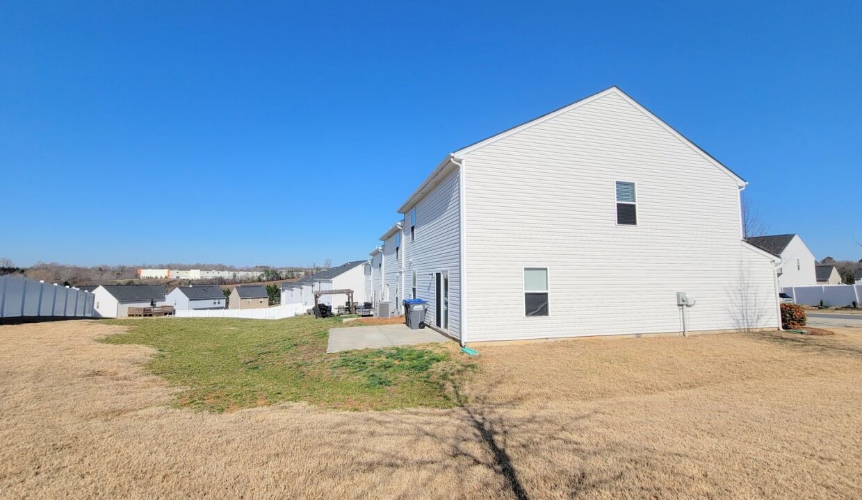 5003-Zulli-Ln-Charlotte-NC-28214-9