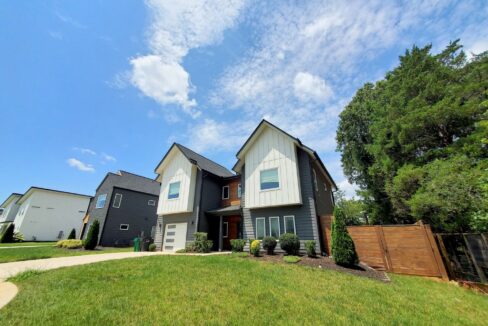 5018-Double-Lakes-Dr-Charlotte-NC-28212-10