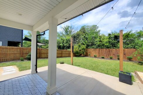 5018-Double-Lakes-Dr-Charlotte-NC-28212-16