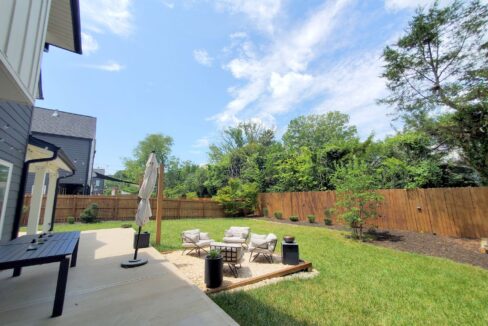 5018-Double-Lakes-Dr-Charlotte-NC-28212-22