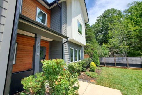 5018-Double-Lakes-Dr-Charlotte-NC-28212-24