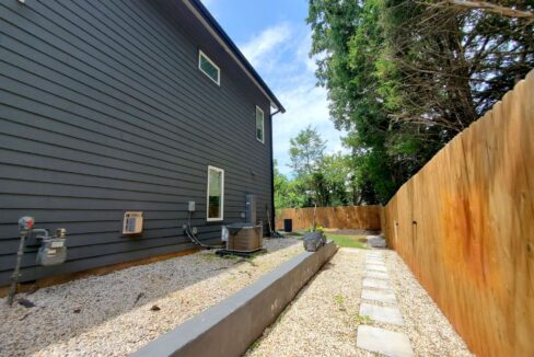 5018-Double-Lakes-Dr-Charlotte-NC-28212-41
