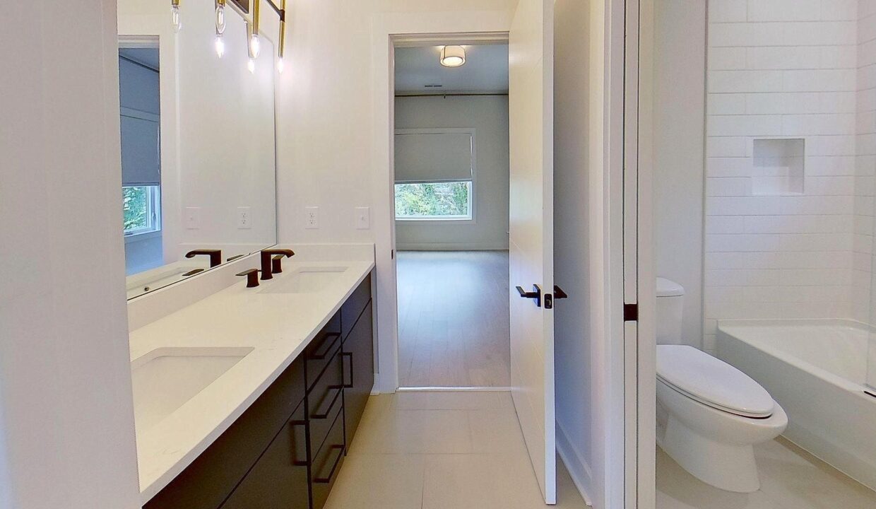 5018-Double-Lakes-Dr-Charlotte-NC-28212-42