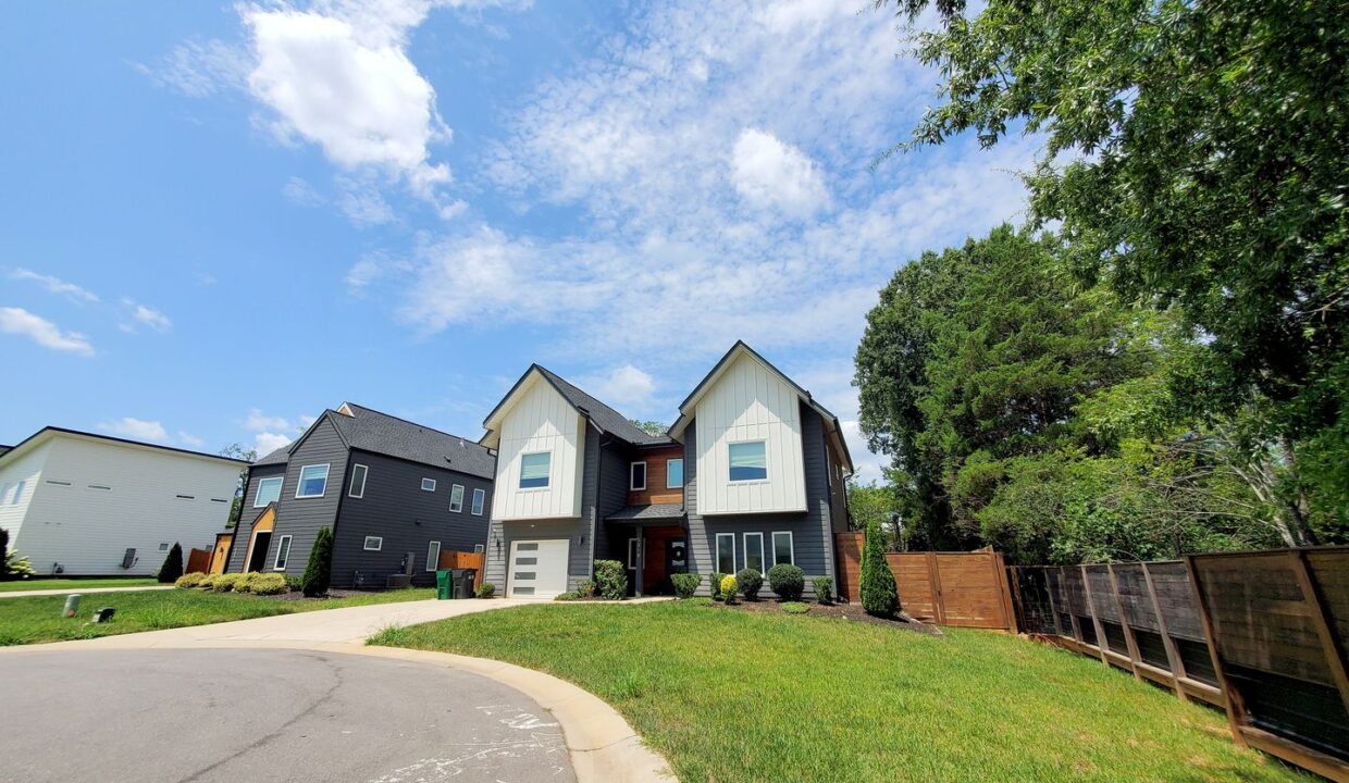 5018-Double-Lakes-Dr-Charlotte-NC-28212-46