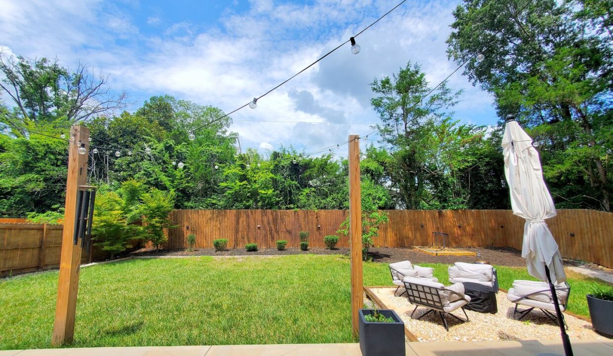 5018-Double-Lakes-Dr-Charlotte-NC-28212-8