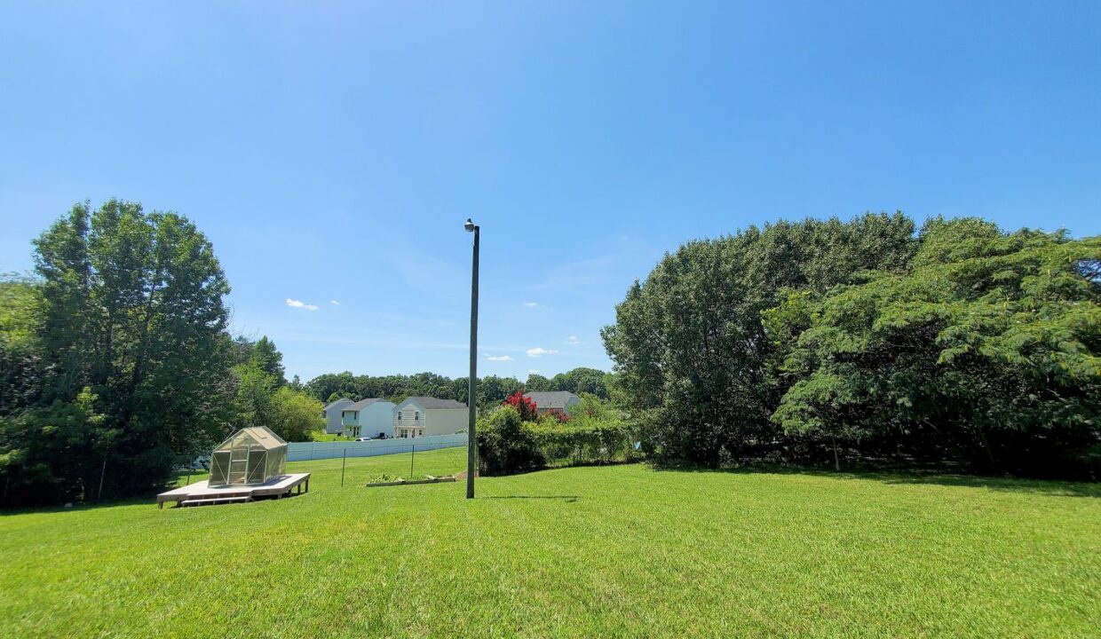 509-Rosecrest-Dr-High-Point-NC-27260-15