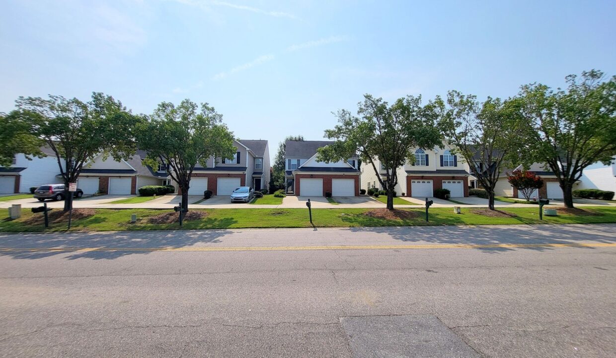 5268-Eagle-Trace-Dr-Raleigh-NC-27604-34