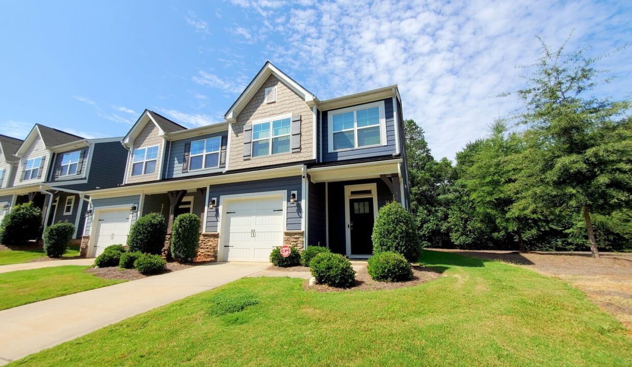 5518-Harris-Cove-Dr-Charlotte-NC-28269-13