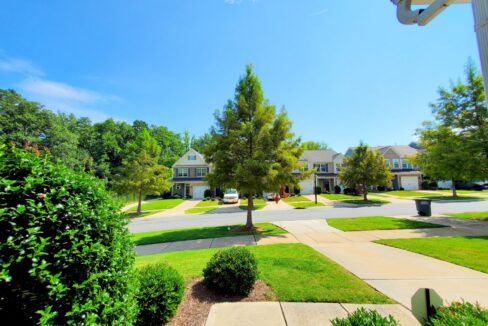5518-Harris-Cove-Dr-Charlotte-NC-28269-18