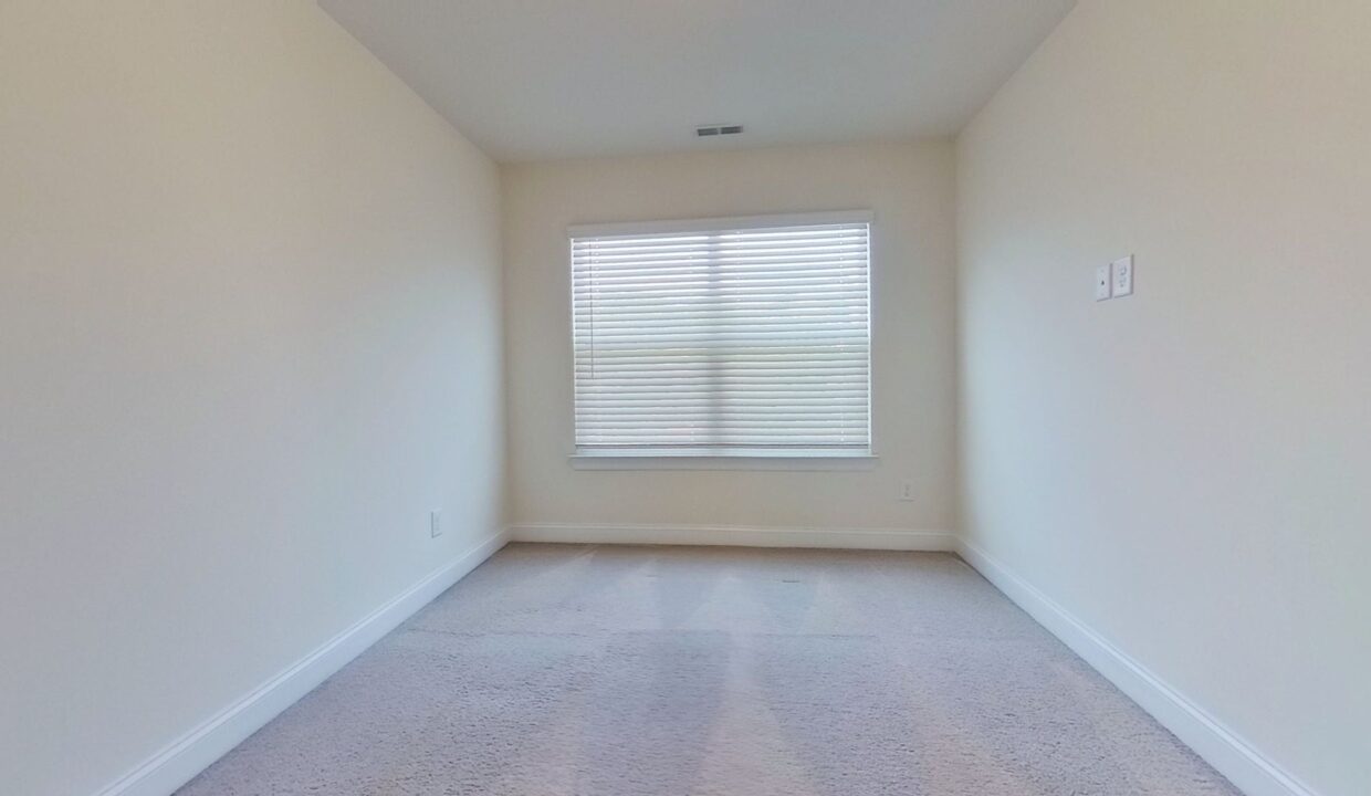 5518-Harris-Cove-Dr-Charlotte-NC-28269-20