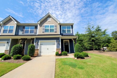 5518-Harris-Cove-Dr-Charlotte-NC-28269-3