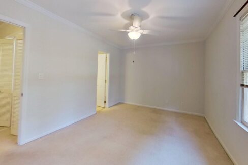 5622-Darrow-Dr-Raleigh-NC-27612-25