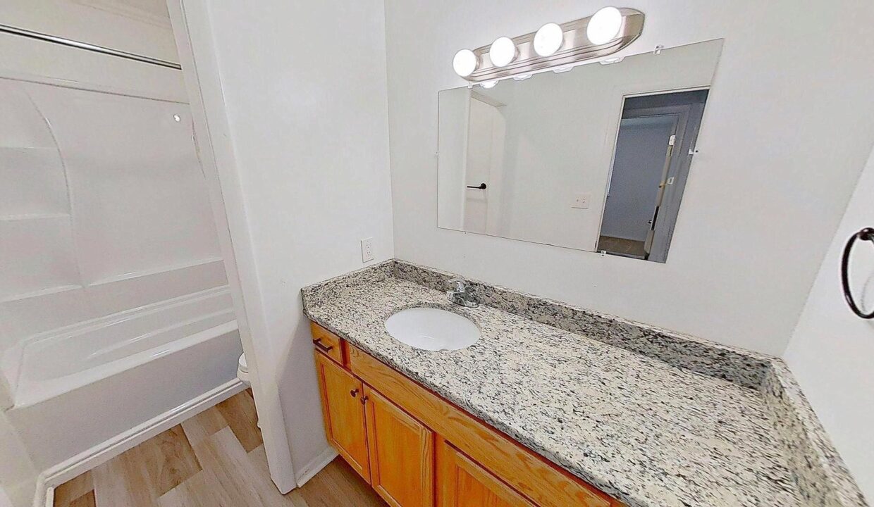 5813-Nottoway-Ct-D-Raleigh-NC-27609-25