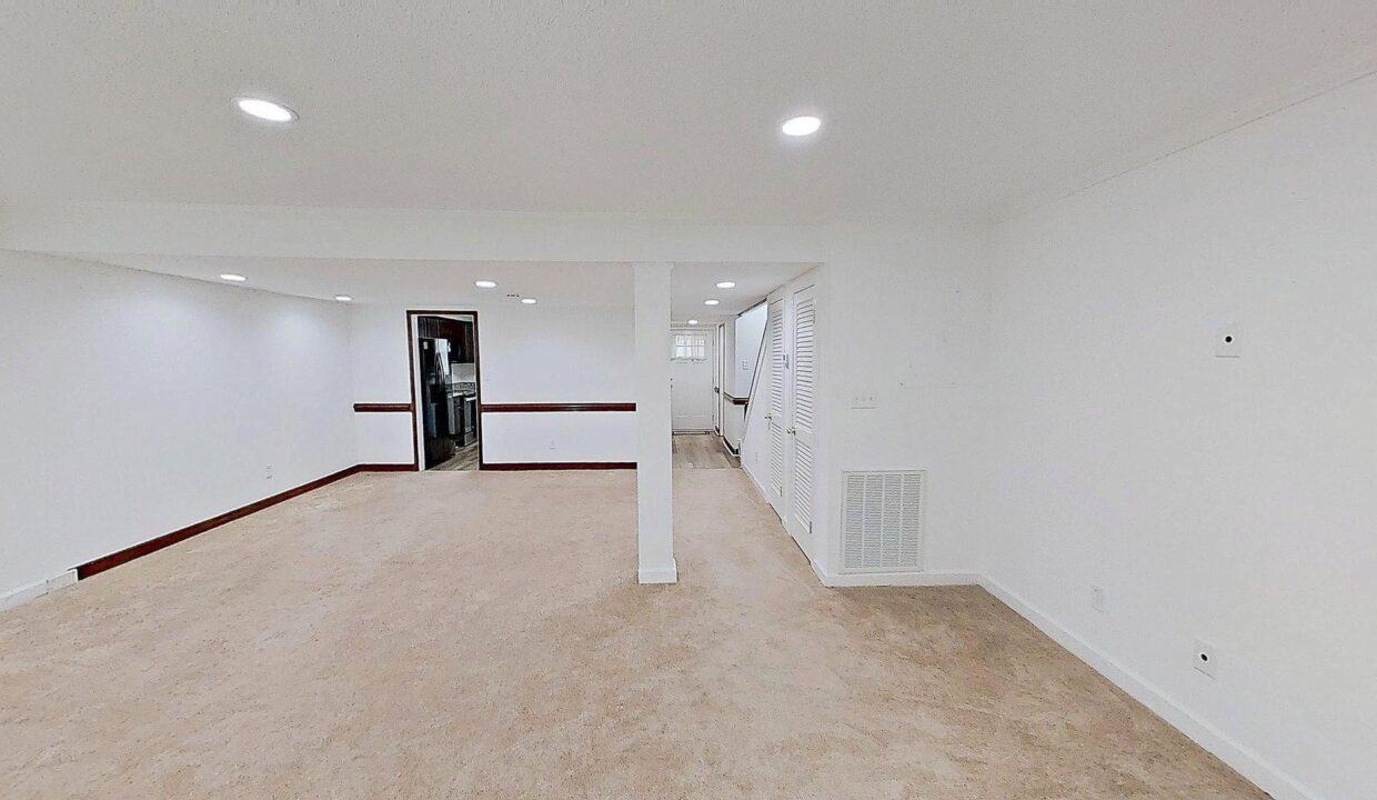 5813-Nottoway-Ct-D-Raleigh-NC-27609-4