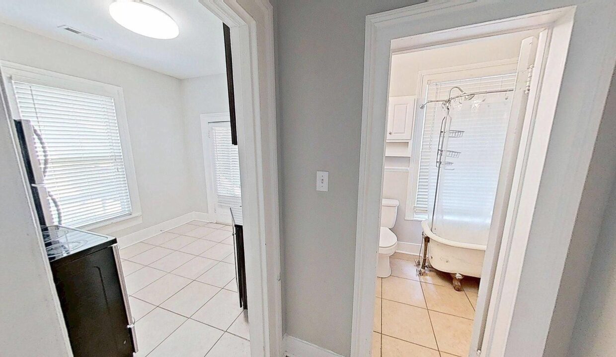 604-N-Blount-St-B-Raleigh-NC-27604-10