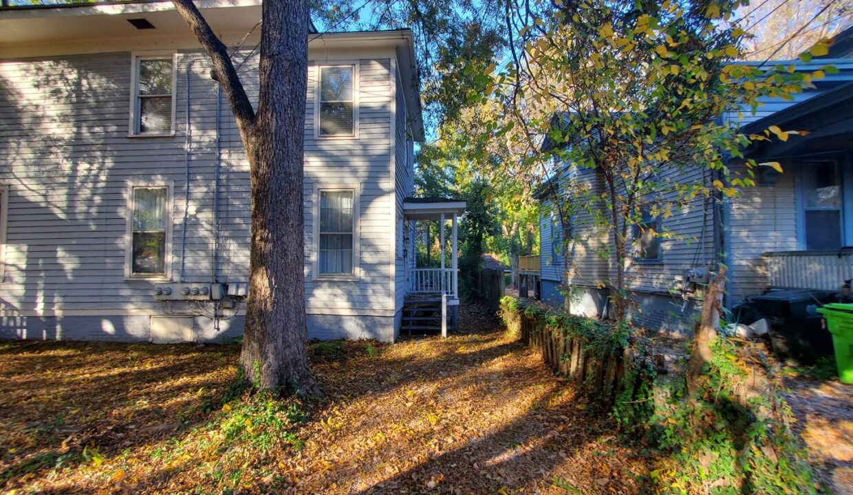 604-N-Blount-St-B-Raleigh-NC-27604-17