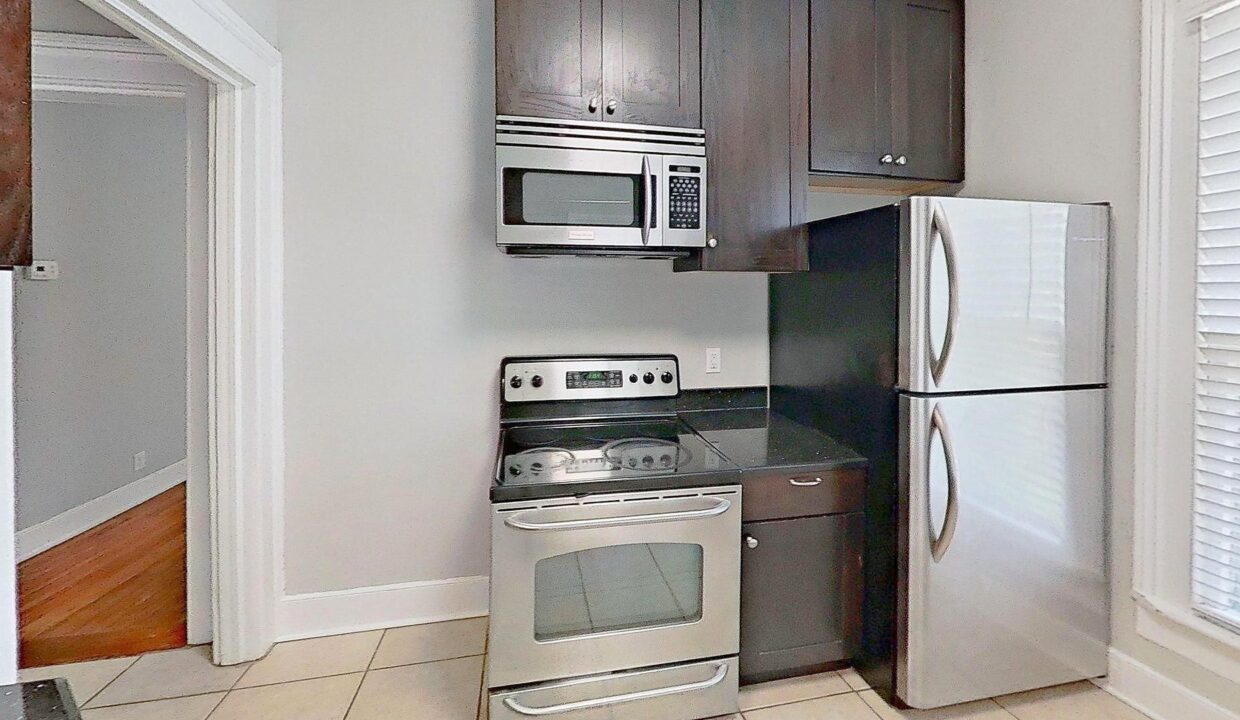 604-N-Blount-St-B-Raleigh-NC-27604-20