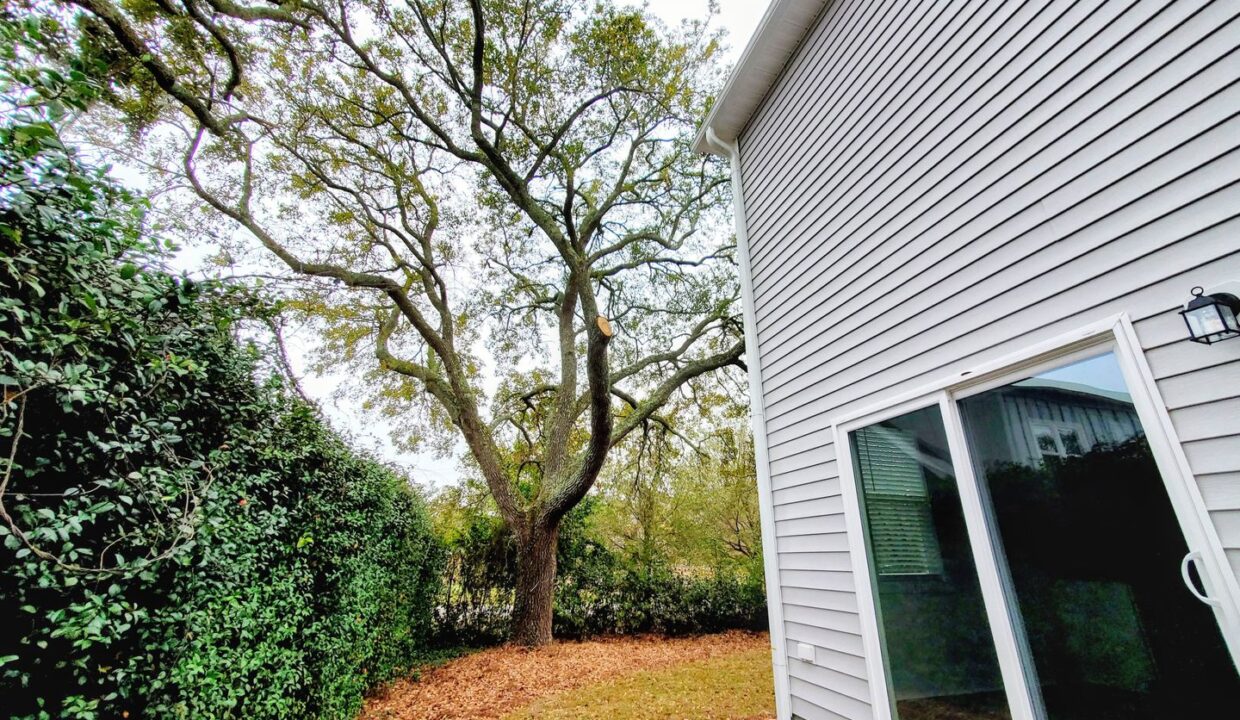 6504-Oak-Canopy-Dr-Wilmington-NC-28409-11
